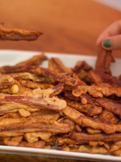 Una foto de Fritos de pencas de remolacha