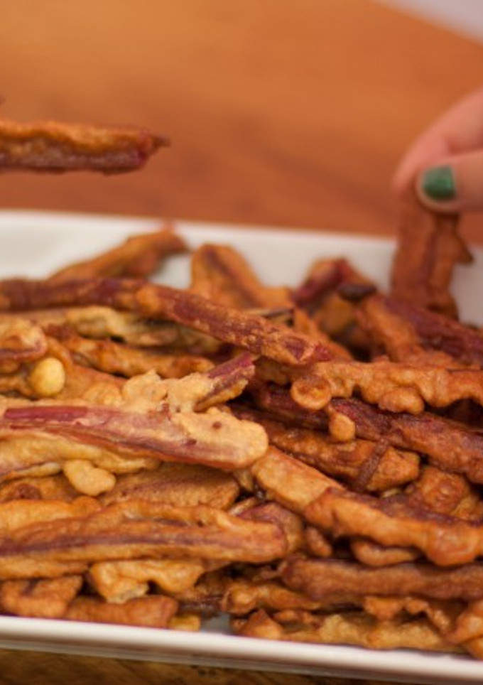 Una foto de Fritos de pencas de remolacha
