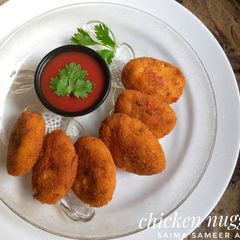 A picture of Chicken nuggets.