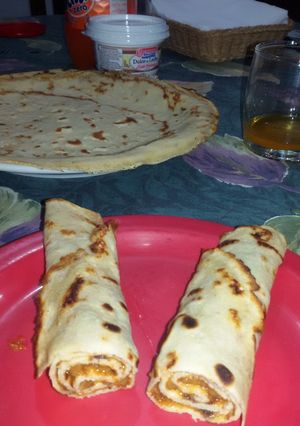 Una foto de Panqueques con dulce de leche