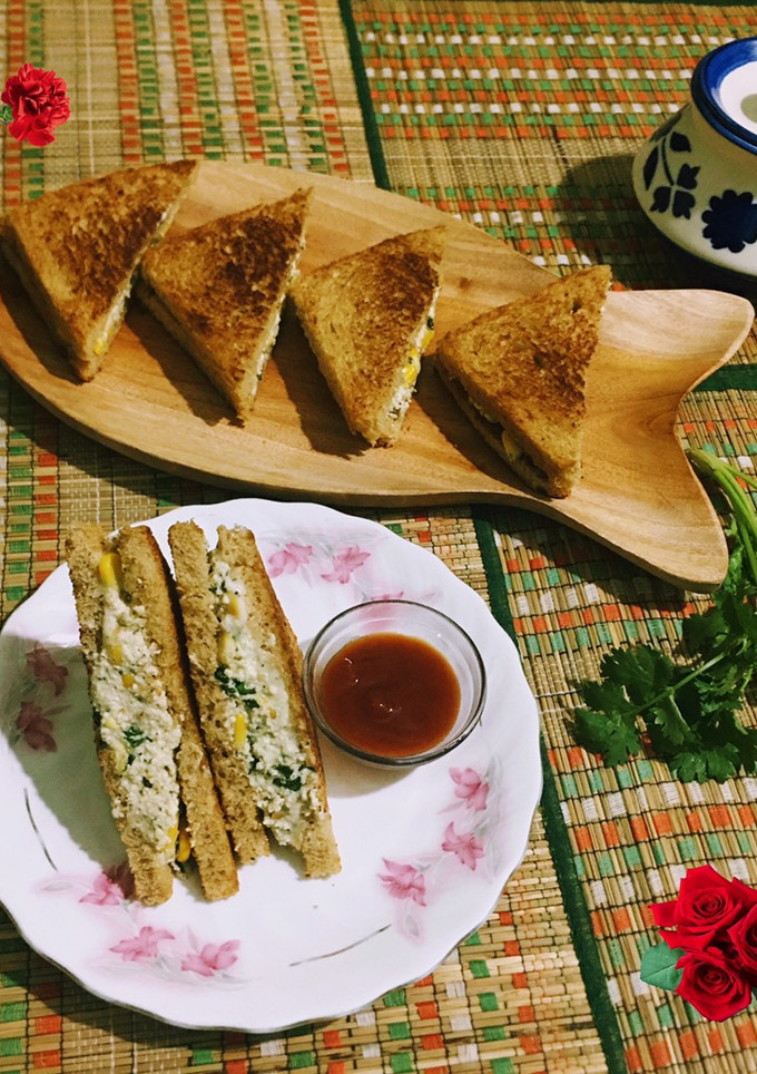 A picture of Sweet Corn Sandwich.