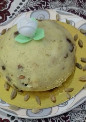 நெய்  ரவா கேசரி (nei rava kesari recipe in Tamil) செய்முறை முக்கிய புகைப்படம்