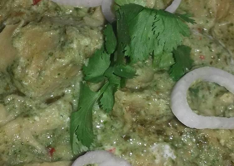 Steps to Make Quick Hariyali Soya Chaap