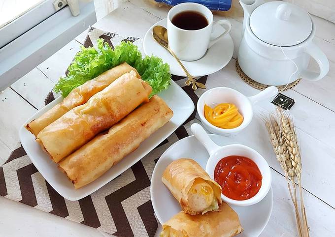 Lumpia Sosis Ayam Keju