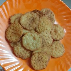 A picture of Mix flour biscuit.