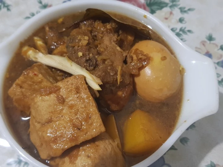 Langkah Gampang Membuat Resep Semur telor kentang tahu ayam yang Sempurna Anti Ribet, Sempurna