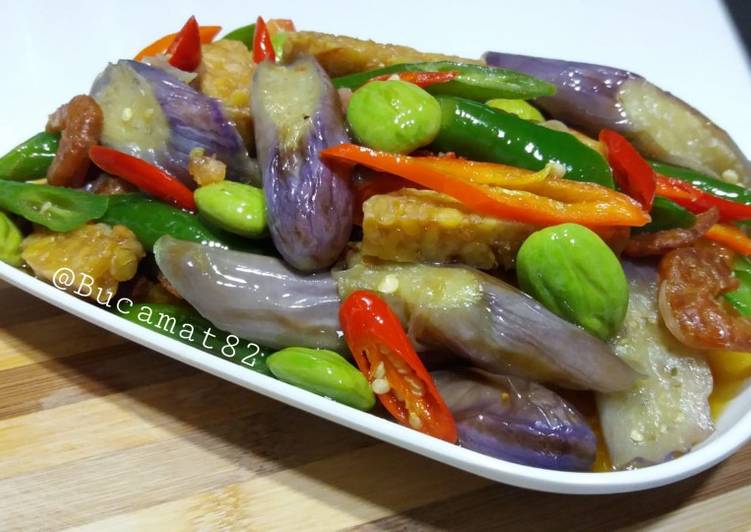 "terong unyil tumis cabe hijau"