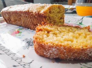 Una foto de Budín de manzana y coco PESA 500GR!