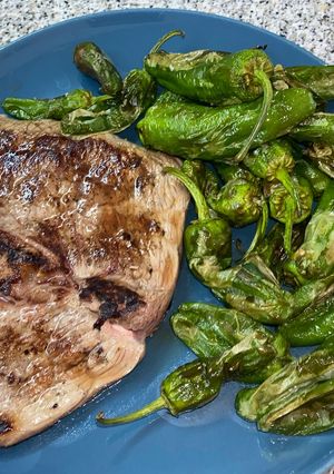Una foto de Pimientos de Padrón airfryer
