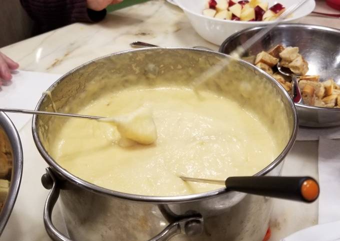 Cheesy Fruit Fondue