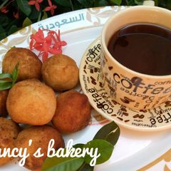 A picture of Bread Laddu.