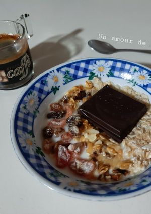 Une photo de Yaourt bowl 🥣