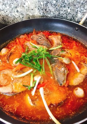 Hình của món Cá Cam kho cà chua.