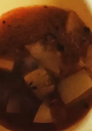 A picture of Potato jhol.