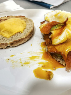 Una foto de Huevos Benedictinos
