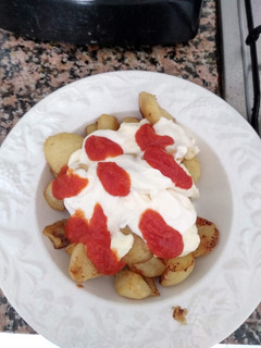 Una foto de Patatas bravas