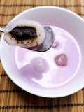 บัวลอยงาดำนมมันม่วง