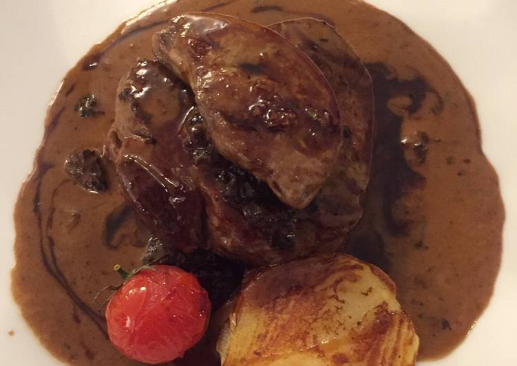 Solomillo con foie y salsa de trufa