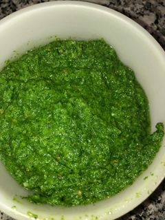 A picture of Raw mango coriander chutney.