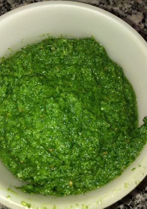A picture of Raw mango coriander chutney.