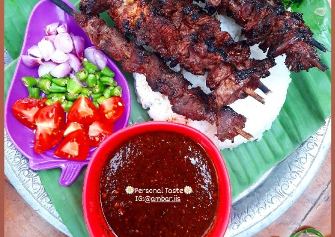 Beef Satay with Peanut Sauce (Sate Sapi & Saus Kacang)