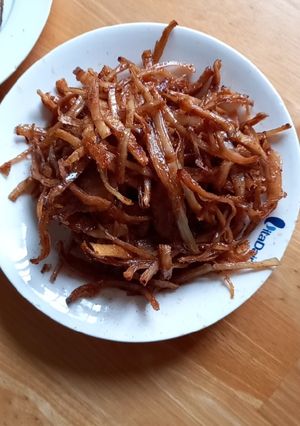 Hình của món Khô mực chiên nước mắm.