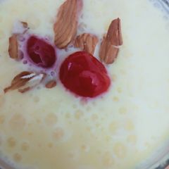 A picture of Mango shake.