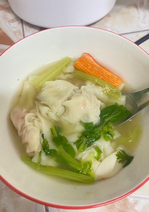 รูปของ เกี๊ยวน้ำไก่สับ