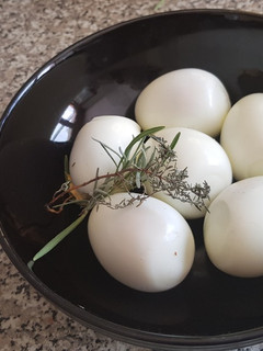 Una foto de Cociendo huevos