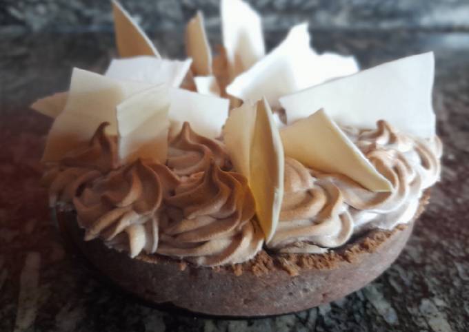 Tarta de chocolate, flan y merengue italiano Receta de Gladis Ocampo-  Cookpad