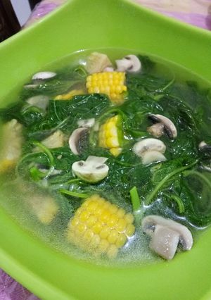 Foto resep 10.Sayur bayam kaldu jamur
