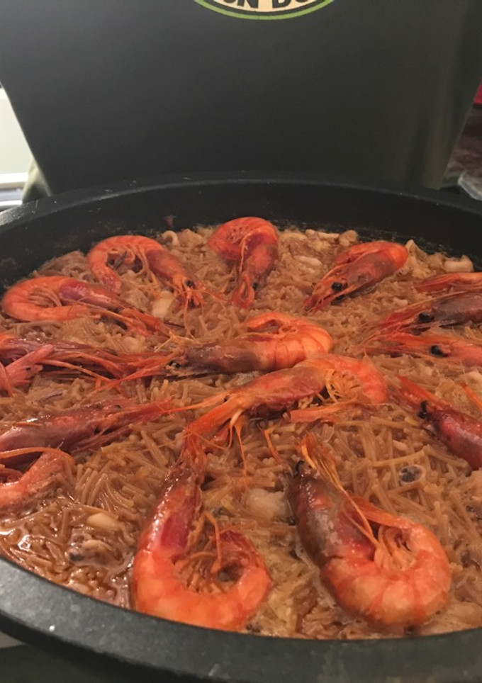 Una foto de Fideuá. Ribereta (grao Castellón)