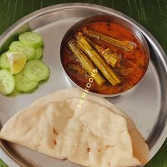 A picture of Drumstick Curry.
