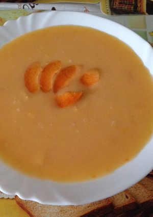 Sárgabarackkrémleves vanília pudinggal 🍑 recept fotója