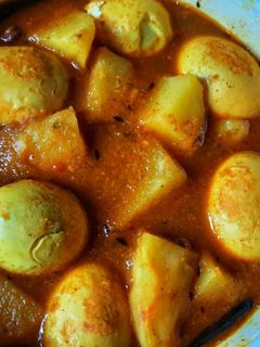 ডিমের সালনা (Dimer dalna recipe in Bengali) রেসিপির প্রধান ছবি