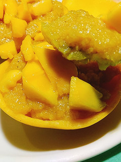 ஹெல்தியான மாம்பழ அல்வா (Healthiyana maambala halwa recipe in tamil) செய்முறை முக்கிய புகைப்படம்