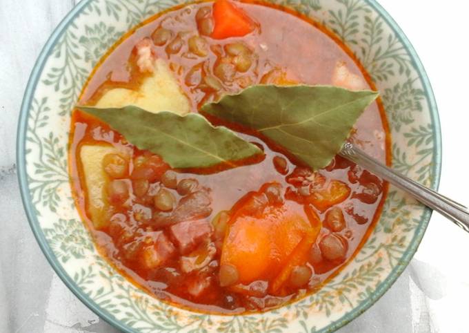 Recipe of Favorite Fakes Soupa (Lentil Soup)