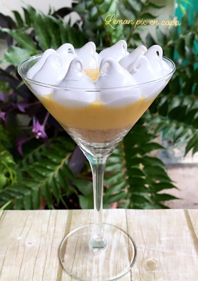 Una foto de Lemon pie en copa