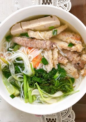 Hình của món Bún hải sản mẹ Nga!.