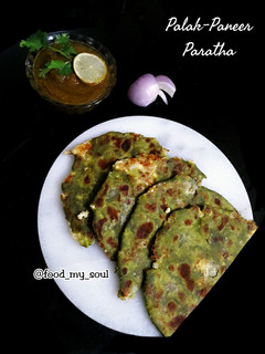 A picture of Palak Paneer Paratha.