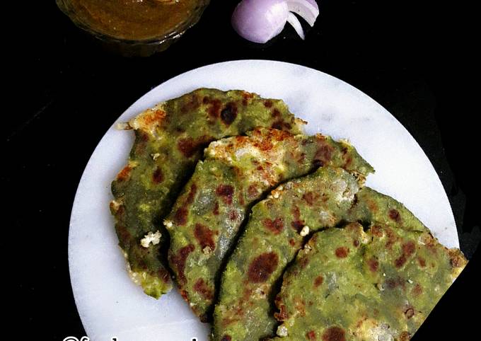 Recipe of Homemade Palak Paneer Paratha