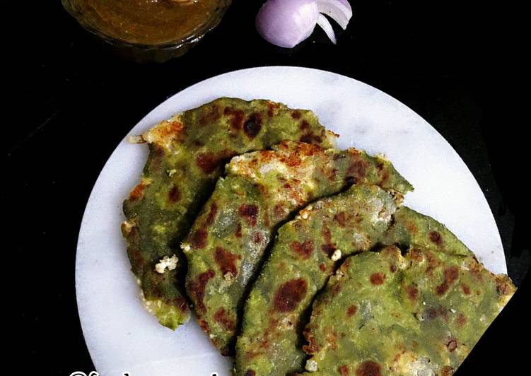 Steps to Prepare Any-night-of-the-week Palak Paneer Paratha