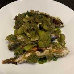 A picture of Ikan cue sambel hijau.