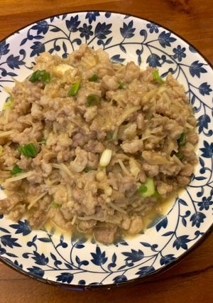 味噌金針菇肉燥 的食譜成品照片