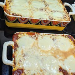 A picture of Lasagna.