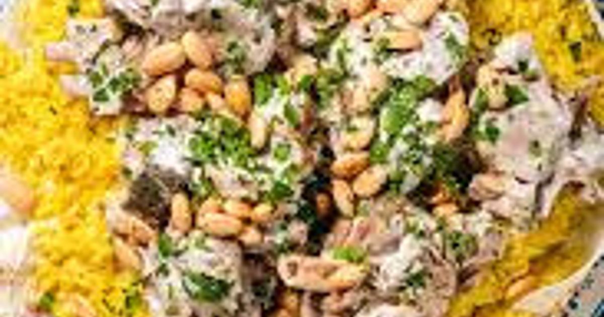 Mencef Mansaf (Lamb With Rice And Yogurt Sauce) (Jordan) Recipe by Eva Saida ...