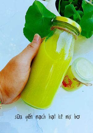 Hình của món Sữa yến mạch hạt kê mix bơ.