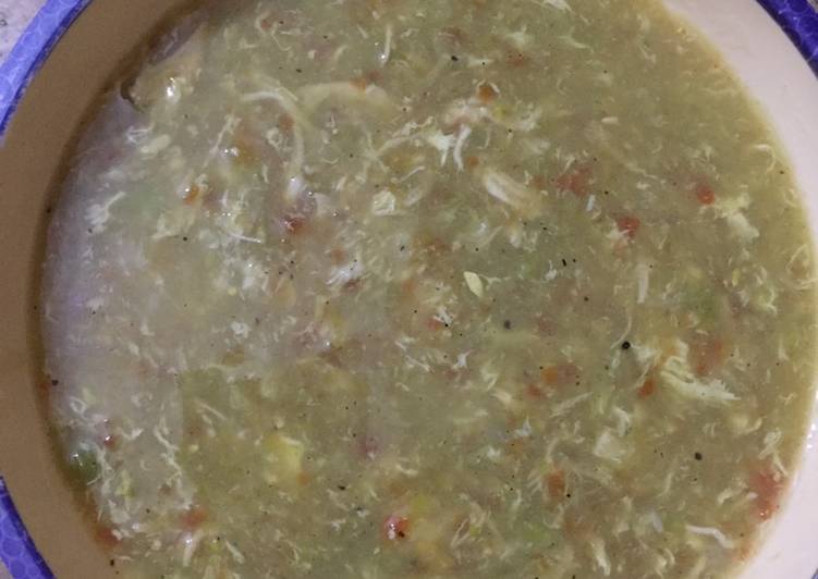 Recipe of Homemade Chicken veg soup By Mahi Ahsan Shah