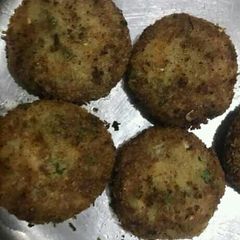 A picture of Chinese potato cutles.