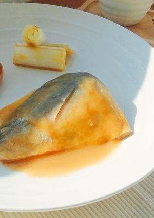 A picture of Mackerel braised in Miso souce.